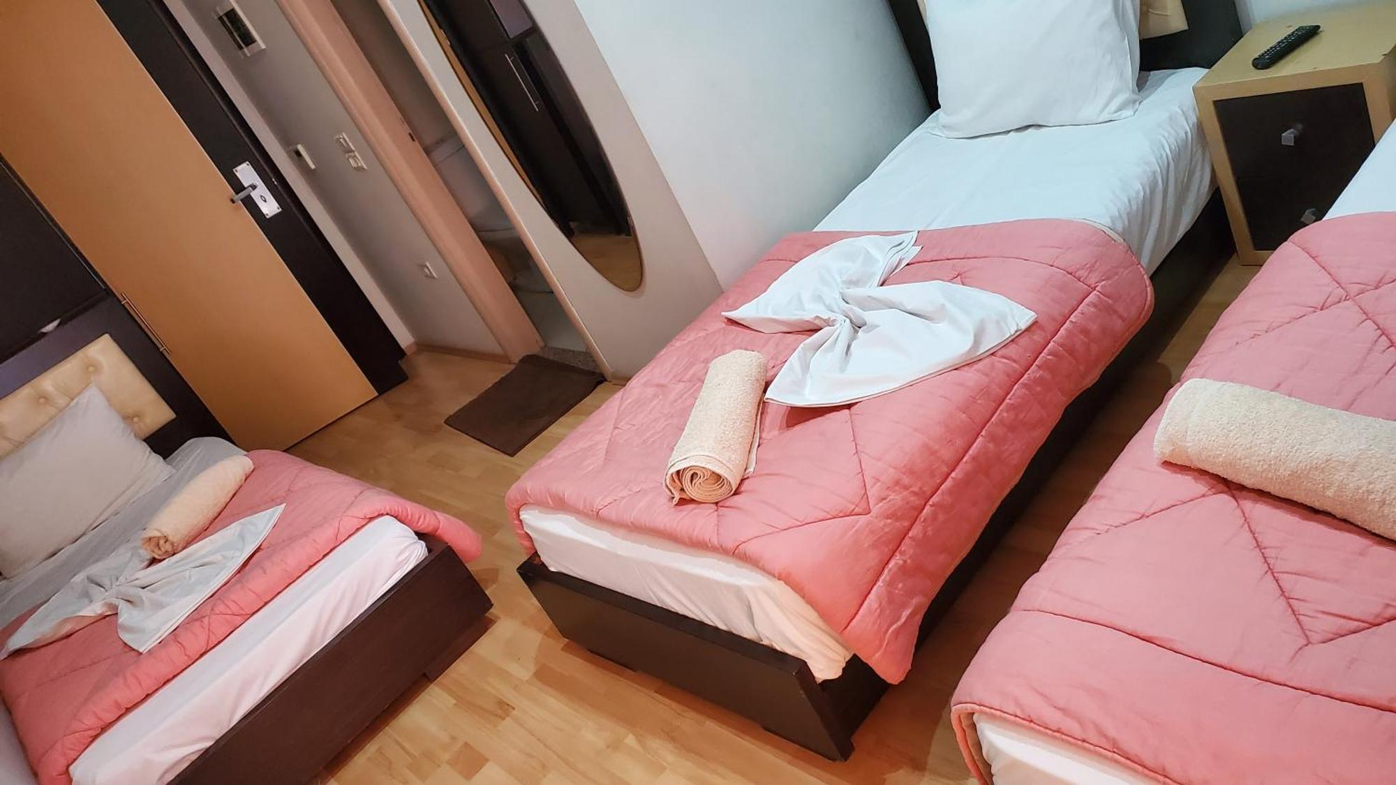 Hotel Shehu Гирокастра Номер фото